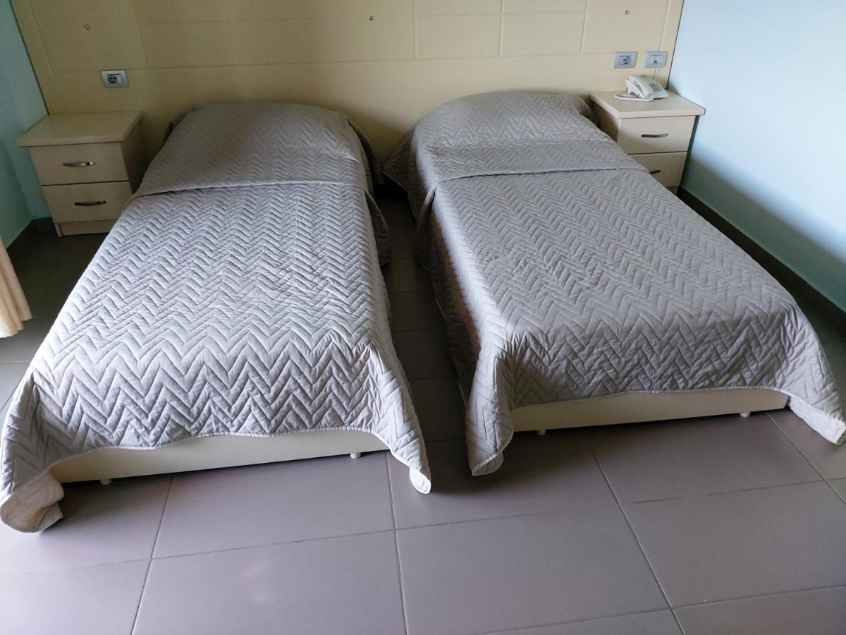 Hotel Piazza Peshkopi Eksteriør bilde
