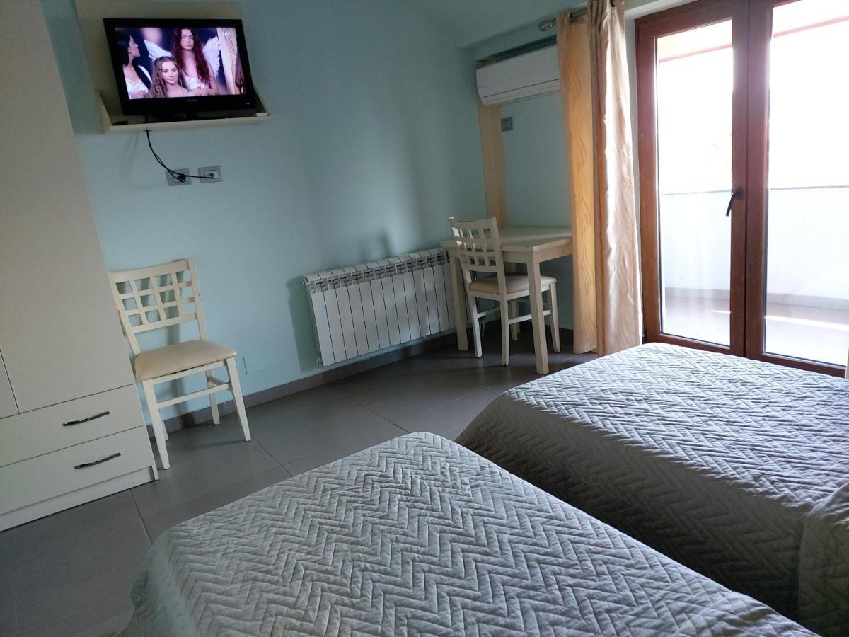 Hotel Piazza Peshkopi Eksteriør bilde