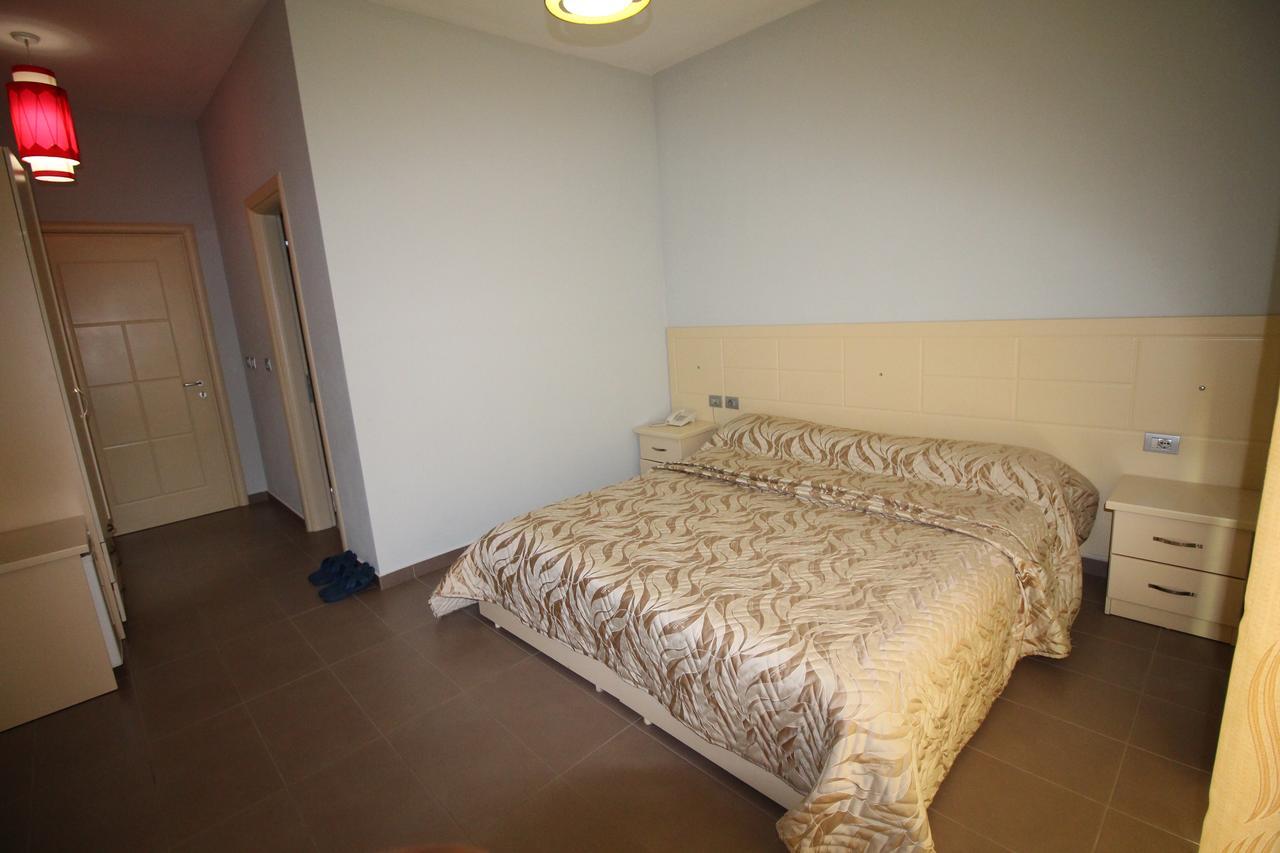 Hotel Piazza Peshkopi Eksteriør bilde