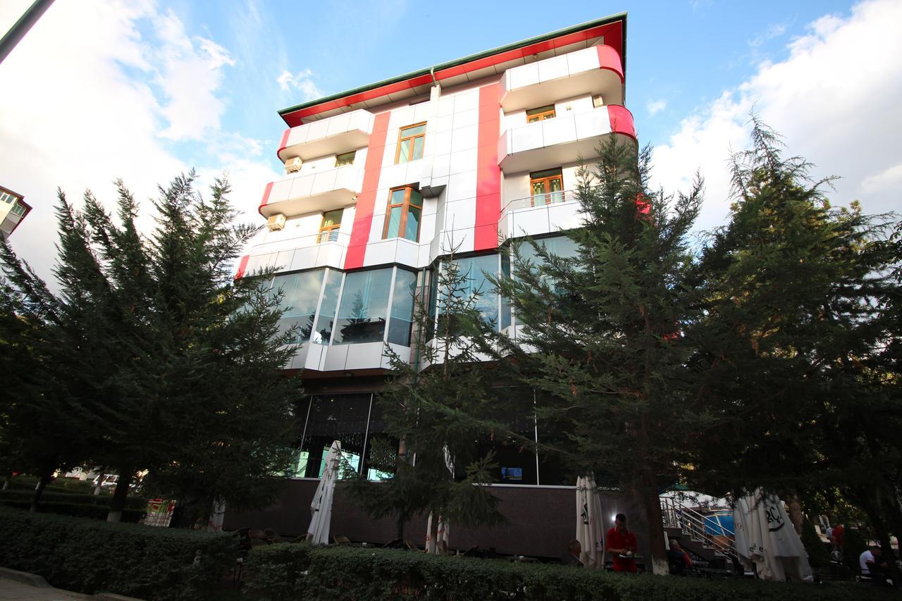 Hotel Piazza Peshkopi Eksteriør bilde