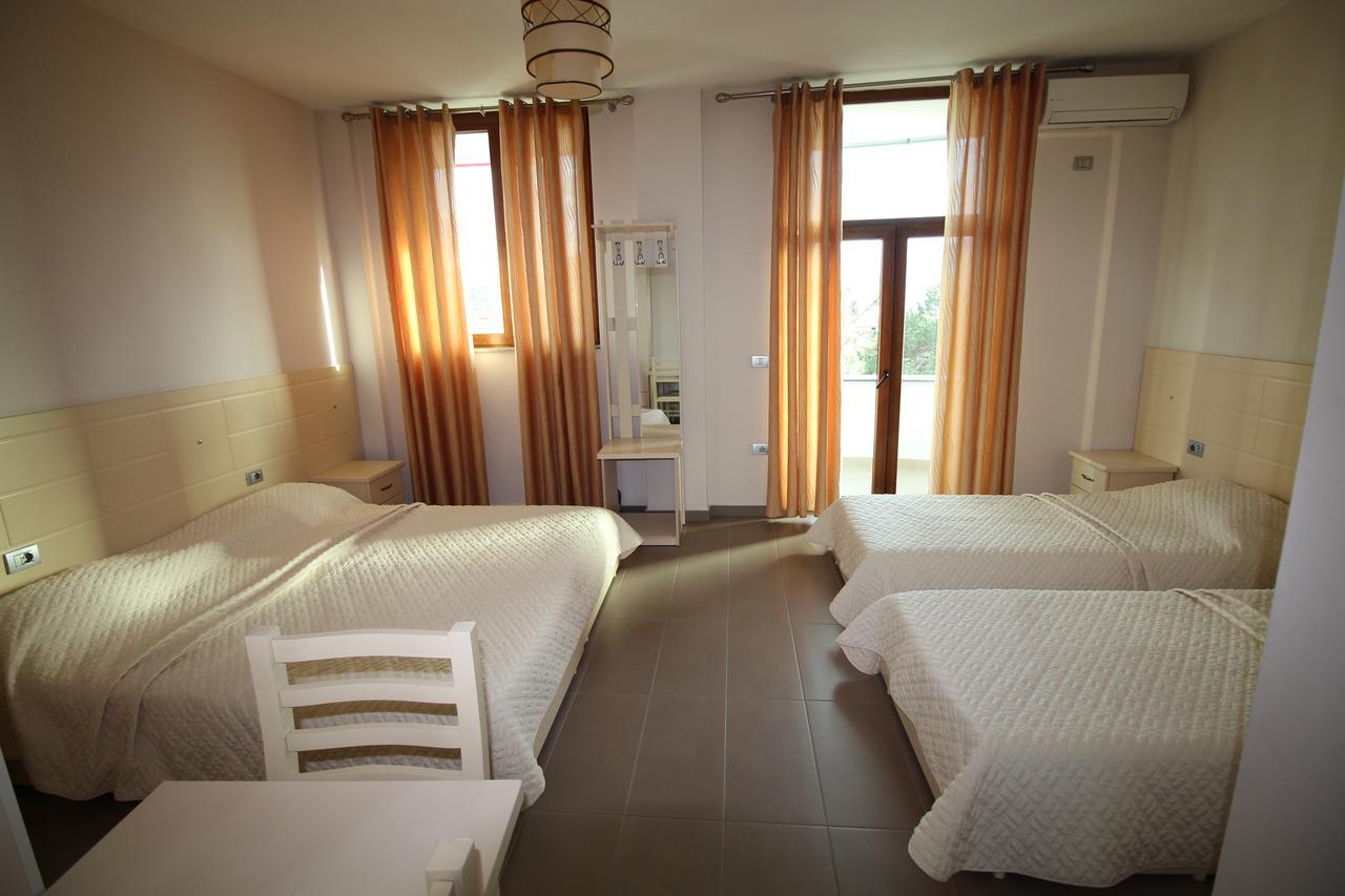 Hotel Piazza Peshkopi Eksteriør bilde